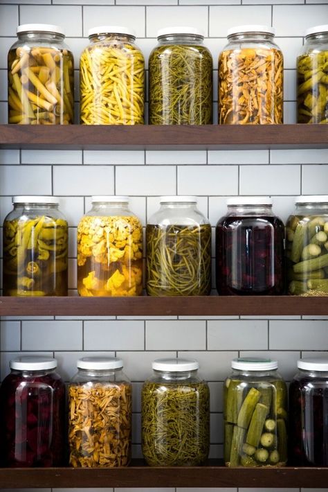 An interview with Agrius about how to bring fermented foods into the restaurant kitchen. Kimchi Recipe Ideas, Kimchi Soup Recipe, Kimchi Soup, Restaurant Kitchen Equipment, Salt Brine, Fermenting Jars, Fermented Veggies, Fermented Pickles, Jar Recipes