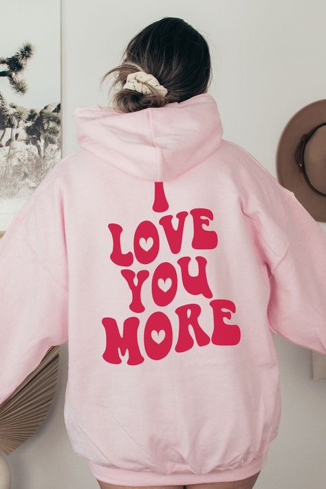 Hoodies Men Style Fashion, Beachy Clothes, Vday Outfit, Aesthetic Hoodies, Trendy Hoodies, Womens Sweatshirts, Aesthetic Hoodie, Cute Shirt Designs, Valentine Love