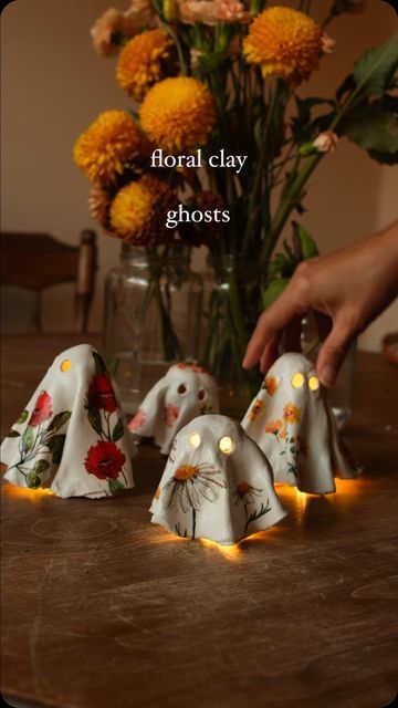 Clay Fall Crafts, Ghost Napkins, Fall Sleepover, Fall Cider, Clay Projects For Kids, Storytime Crafts, Deco Halloween, Fall Napkins, Ghost Crafts