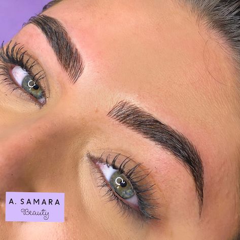 Do you have previously microbladed eyebrows that didn’t stick around very long? Make an appointment with Microblading San Diego today so we can discuss your options! Lily Collins Eyebrows, Grow Eyebrows, Eyebrows Shaping, Mircoblading Eyebrows, Big Eyebrows, Henna Eyebrows, Bleached Eyebrows, Alis Mata, Eyebrows Microblading