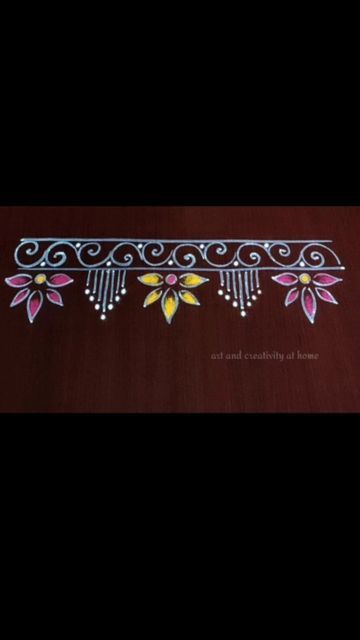 Easy Rangoli Designs With Chalk, Simple Rangoli Designs Border, Border Muggu Designs, Rangoli With Chalk, Door Rangoli Designs, Traditional Border Design, Border Rangoli Designs Simple, Colour Rangoli Designs, Rangoli Art Design