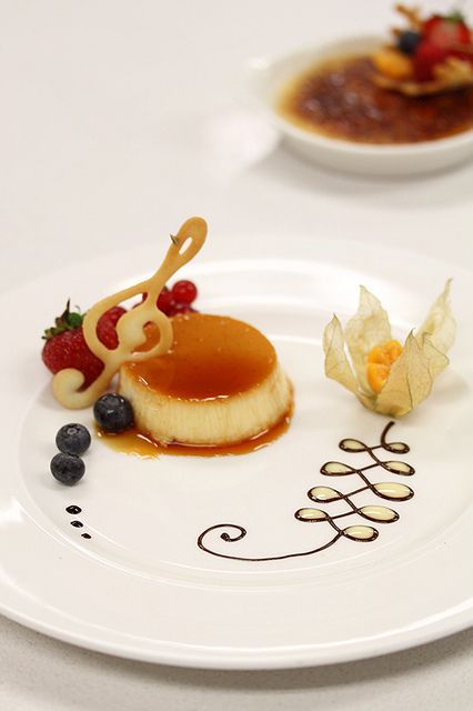 Practical 4 - Creme Caramel | Flickr - Photo Sharing! Cake Plating, Café Interior, Fine Dining Desserts, Gourmet Food Plating, Food Plating Techniques, 1950s Kitchen, Dessert Presentation, Plating Techniques, Dessert Plating