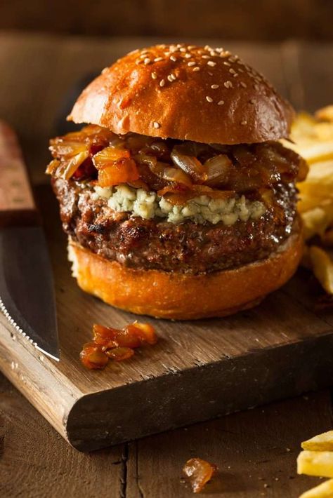 Steakhouse Blue Cheese Burger | Derrick Riches Blue Cheese Burgers Recipes, Black And Blue Burger, Bleu Cheese Burger, Venison Burgers, Blue Cheese Burgers, Cheeseburger Recipe, Grilled Burgers, Cheese Burger, Bleu Cheese