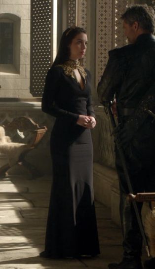 Mary Stuart - "Slaughter of Innocence" Season 1, Episode 22 (in the Alexander McQueen Embellished Cutout Crepe Gown) Mary From Reign Dresses, Dresses From Reign, Mary Reign Dresses, Reign Dresses Gowns, Reign Outfits Queen Mary, Mary Reign Outfits, Mary Stuart Dress, Mary Stuart Reign Dresses, Mary Queen Of Scots Reign Dresses