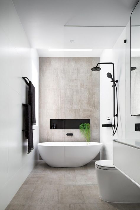 Wet Room Bathroom, Bathroom Inspiration Modern, Bathroom Redesign, Bathroom Design Inspiration, Bathroom Remodel Shower, Bathroom Inspiration Decor, Upstairs Bathrooms, Bathroom Layout, Bathroom Renos