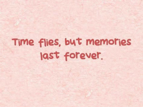 Last Day Of Class Quotes, Pretty Senior Quotes, School Nostalgia Quotes, Senior High School Quotes, Cute Yearbook Quotes, Girl Senior Quotes, Senior Quotes From Tv Shows, Quotes For Seniors In High School, Captions For School Memories