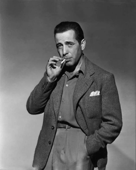 Humphrey Bogart Quotes, Humphrey Bogart Casablanca, Bogie And Bacall, Old Hollywood Actors, Bogart And Bacall, Old Hollywood Fashion, Ingrid Bergman, Classic Movie Stars, Lauren Bacall