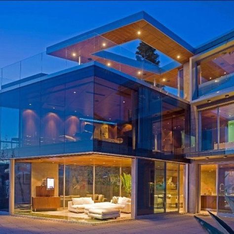 See through house fab Modern Glass House, Villa Architecture, Fantasy Houses, Glass House Design, Awesome Architecture, Seattle Homes, Glass Walls, Architect House, Dream Houses