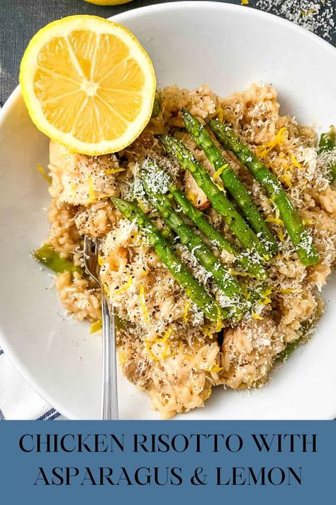 A delicious chicken risotto recipe with the fresh flavour of asparagus and lemon. Chicken Risotto Recipe, Recipe With Asparagus, Risotto Dinner, Risotto Recipes Chicken, Asparagus Risotto, Chicken Risotto, Lemon Asparagus, Asparagus Fries, Risotto Recipe