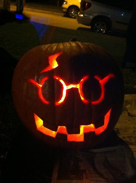 The Harry Potter Pumpkin Vicki and I carved this year @Vicki Bergs Pumpkin Carving Harry Potter, Harry Potter Pumpkin Carving, Pumpkin Carving Stencils Templates, Harry Potter Pumpkin, Cute Pumpkin Carving, Scary Halloween Pumpkins, Halloween Pumpkin Carving Stencils, Pumkin Carving, Creative Pumpkin Carving