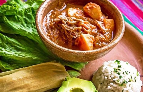 Recetas Chapinas – Hilachas Traditional Guatemalan Food, Central American Food, Guatemalan Food, Guatemalan Recipes, Pan American, Central American, American Food, Central America, Hidden Gems