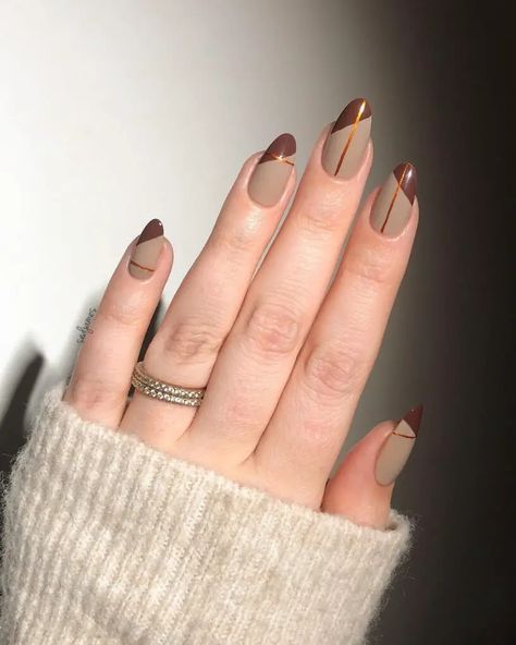 Save this pin for trendy fall nail designs that will elevate your style game this season! From chic minimalist looks to bold and vibrant colors, these nail ideas are a must-try. Tap to discover your next favorite fall manicure! #FallNailIdeas #NailInspiration #FashionTrends November Nails Ideas, Trendy Fall Nail Designs, Nail Ideas For Fall, Chic Nail Designs, Autumn Breeze, November Nails, Fall Manicure, Inspired Nails, Dip Powder Nails