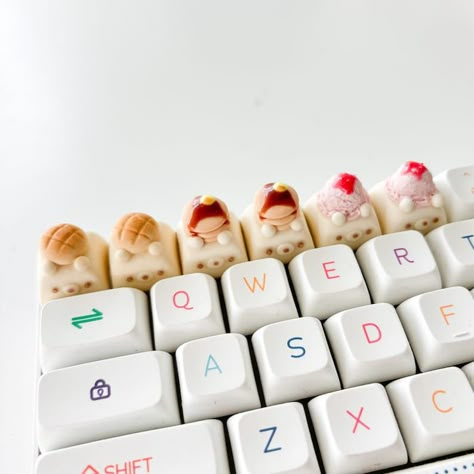 Melonpan Bear Keycap Bo Lo Bao Keycap icecream Bear Keycap Bear Keycap Artisan Keycap Desserts - Etsy Artisan Keycaps Clay, Clay Keycaps, Polymer Clay Cat, Custom Keycaps, Artisan Keycaps, Clay Stuff, Key Cap, Key Caps, Polymer Clay Animals