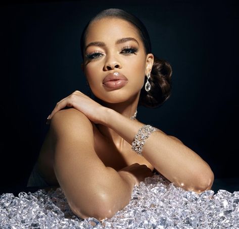 Eating Diamonds Photoshoot, Diamond Photoshoot Photo Ideas, Photoshoot With Diamonds, Diamond Birthday Photoshoot, Diamond Photography Ideas, Beauty Pageant Photoshoot Ideas, Icy Photoshoot Black Women, Glitz And Glam Photoshoot, Diamond Photoshoot Black Women