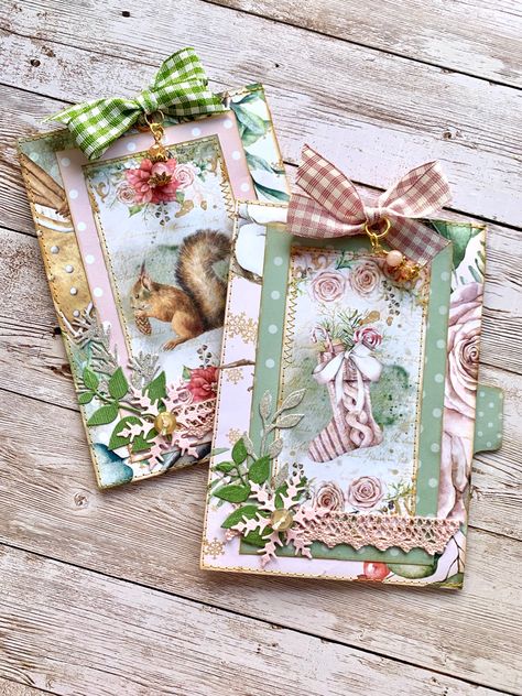 Christmas Card Embellishments, Tags For Journals, Christmas Atc Cards, Taperlogy Ideas, Christmas Tags Handmade Vintage Style, Junk Journal Christmas Ideas, Christmas Card Scrapbooking, Homemade Gift Cards, Junk Journal Tags Ideas