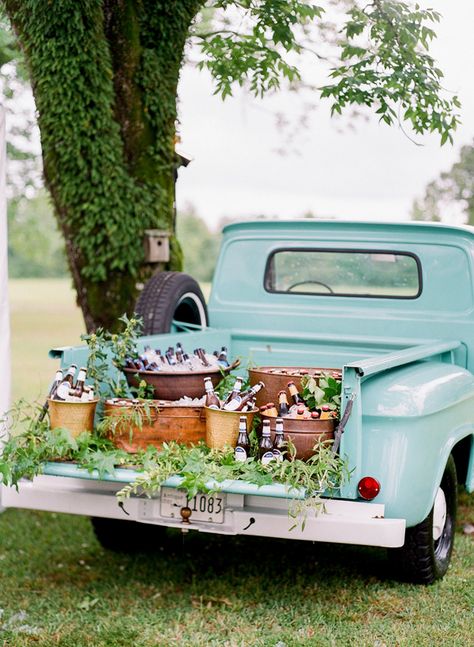 Bar in the back of a vintage pickup truck! | Ashley Upchurch Elegant Backyard Wedding, Wedding Drink Station, Elegant Backyard, Country Wedding Decorations, Pick Up Truck, Drink Station, Wedding Drink, Wedding Forward, Southern Weddings