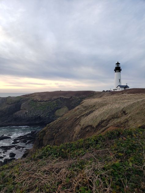 North Oregon Coast, Washington Coast Aesthetic, Crater City, Seattle Vibes, Oregon Lighthouses, Oregon Coast Aesthetic, Oregon Ocean, Oregon Roadtrip, Oceanside Oregon