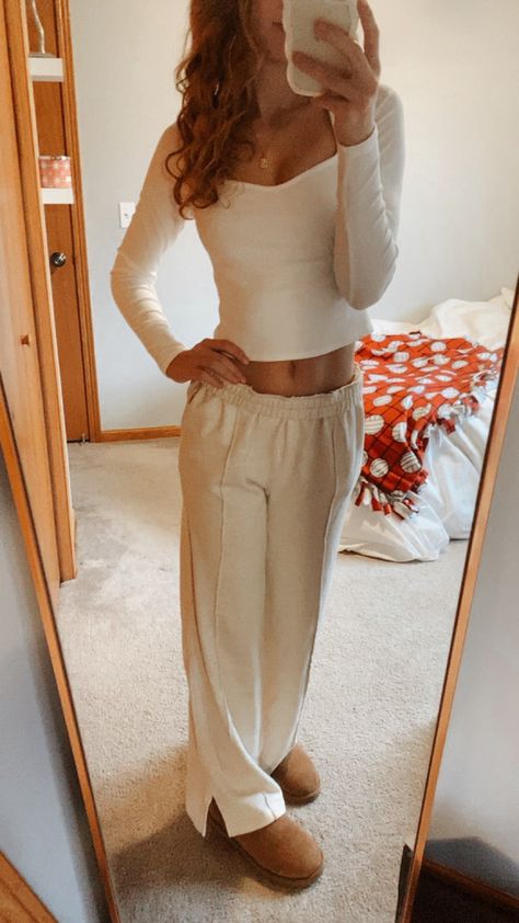 beige outfit inspo - beige pants Cream Sweatpants Outfit, Beige Sweatpants Outfits, Beige Sweatpants, Sweatpants Outfits, Sweatpants Outfit, Beige Outfit, Beige Pants, Lazy Day Outfits, Outfit Goals