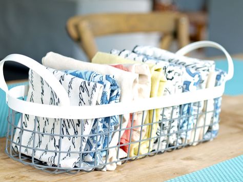 Paperless Kitchen, Kitchen Table Makeover, Zero Waste Kitchen, Sustainable Kitchen, Table Makeover, Cloth Napkin, Natural Cleaning Products, Plastic Laundry Basket, Cleaning Organizing