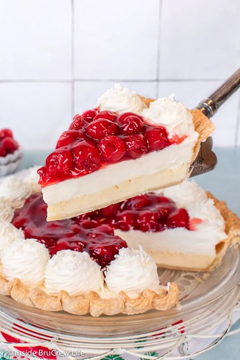 Make the perfect treat for any occasion with our quick and easy Cherry Cream Cheese Pie. This delightful dessert features a baked cheesecake layer, topped with a fluffy no-bake cheesecake and a generous layer of cherry pie filling. Don't miss out on this delicious recipe, perfect for satisfying your sweet tooth! Cherry Cream Cheese Pie, Cream Cheese Pie Recipes, Cherry Cream Cheese, Cheese Pie Recipe, Cheesecake Layer, Strawberry Pie Filling, Baked Cheesecake, Cream Cheese Pie, Fried Pies