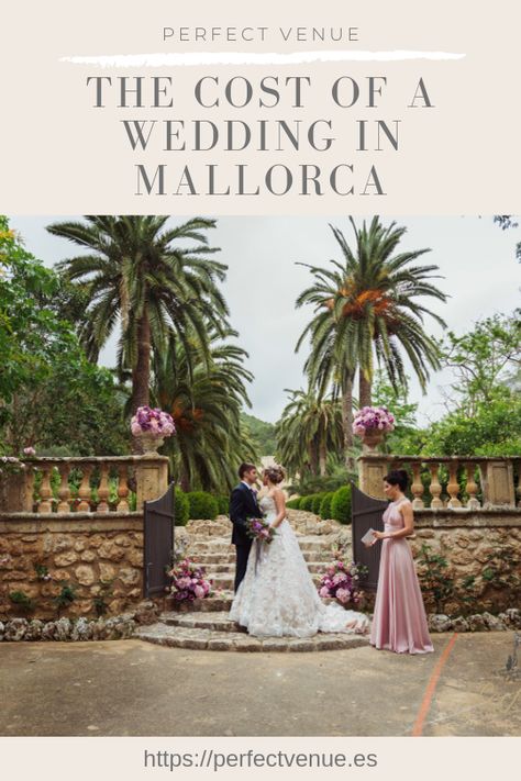 Mallorca is one of the most beautiful places to have your wedding in Spain. After breaking down a practical guide to getting married on this wonderful island, at Perfect Venue we also want to help you with the cost of a wedding like this. Majorca Wedding Venues, Mallorca Micro Wedding, Wedding In Mallorca, Mallorca Wedding Venues, Beautiful Places To Get Married, Spain Wedding Venues, Beautiful Places In Spain, Weddings In Spain, Europe Beaches