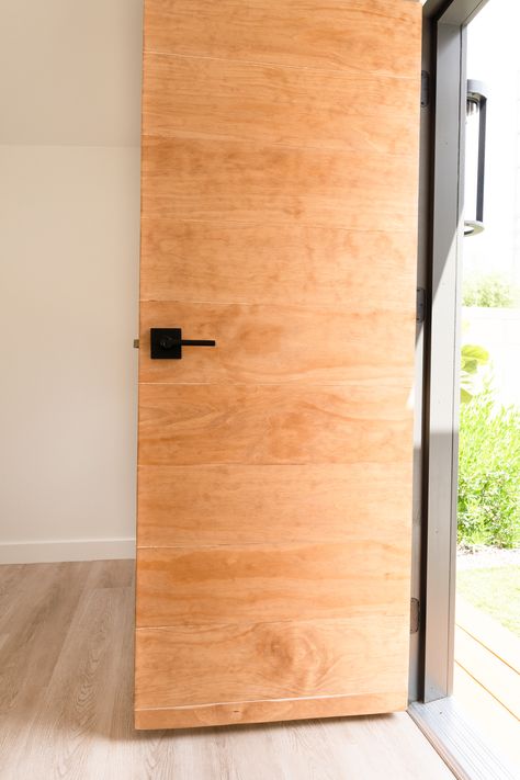 The Easy DIY Paneled Door You'll Want to Try - Neatly Living Build Your Own Front Door, Plank Door Makeover, Reface Door Diy, Diy Wood Doors Interior, Diy Panel Door Makeover, Diy Modern Front Door, Modern Wood Interior Doors, Diy Door Paneling, How To Build A Door