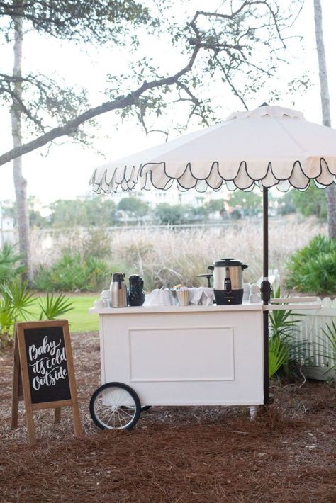 Hot Chocolate Cart, Dreamy Beach Wedding, Party Rental Ideas, Inmobiliaria Ideas, Food Carts, Drink Cart, Outside Baby Showers, Food Cart Design, Ice Cream Cart