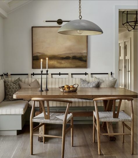 Cozy Dining Room Ideas, Cozy Dining Room, Dining Room Nook, Breakfast Rooms, Greenwich Connecticut, Kitchen Breakfast Nooks, Rooms Design, Dining Room Ideas, Banquette Seating