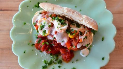 Pioneer Woman Rustic Meatball Subs, Pioneer Woman Cheesy Meatball Subs, Cheesy Meatball Subs, Stuffing Meatballs, Meatballs And Spaghetti, Gameday Food, Food Network Recipes Pioneer Woman, Cheesy Meatballs, Cheese Stuffed Meatballs