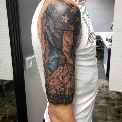 101 Amazing Police Tattoo Ideas You Need To See! | Outsons | Men's Fashion Tips And Style Guide For 2020 Law Enforcement Sleeve Tattoos For Guys, Tattoos For Blue Collar Men, Police Sleeve Tattoo, Fallen Officer Tattoo, Police Flag Tattoo, Law Enforcement Tattoos For Men, Blue Collar Tattoos, Police Tattoo Ideas For Men, Blue Collar Tattoo For Men