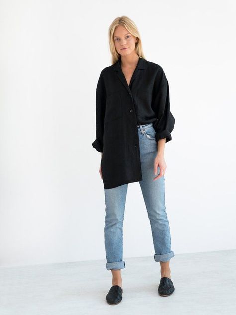 97d0145823aeb8ed80617be62e08bdccdesc41687819ri Oversized Button Down Shirt Outfit, Black Linen Blazer, Black Shirt Outfits, Linen Shirt Outfit, Button Down Outfit, Oversized Shirt Outfit, Black Linen Shirt, Outfits Con Camisa, Oversize Outfit