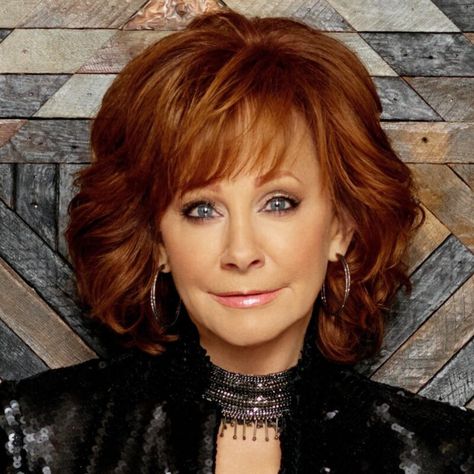 Who is Elisa Gayle Ritter – Bio, Picture, Life Facts, Photos Reba Mcentire Hairstyles, Reba Mcintyre, Singer Song, Stories Of Success, Reba Mcentire, Country Song, Country Music Artists, Country Music Stars, Hazel Eyes