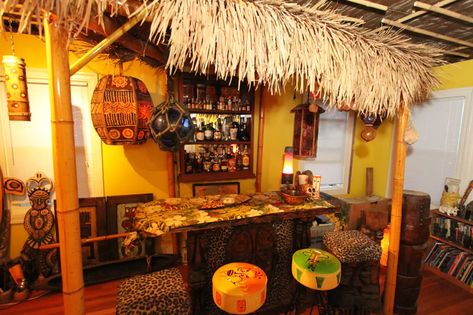 Tiki Bars Diy, Home Tiki Bar, Mocktail Bar, Mini Palm Tree, Home Bar Ideas, Tropical Centerpieces, Tiki Bars, Perfect Bar, Tiki Bar Decor