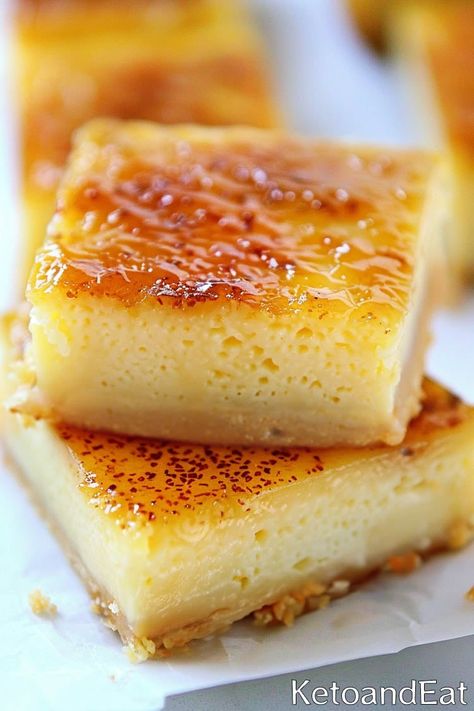 Keto Creme Brulee Bars - Best Keto Diet Dessert Keto 7 Layer Bars, Keto Cream Brulee Recipe, Keto Yogurt Dessert, Keto Creme Brulee Recipe, Keto Dessert Bread, Keto Friendly Desserts Low Carb, Keto Friendly Sweets, Ricotta Keto Dessert, Keto Fall Desserts Easy