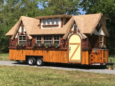 Incredible Tiny Homes, Wohne Im Tiny House, Cottage Tiny House, Tiny House Towns, Sustainable House, Planning Board, Best Tiny House, Trailer Ideas, Tiny Cabins