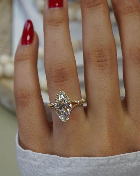 Marquise Nature Engagement Ring, Wedding Ring Jackets Solitaire Enhancer, Simple Gold Marquise Engagement Ring, Diamond Shape Rings, Vintage Marquis Engagement Ring, Octagon Cut Engagement Ring, Intricate Gold Engagement Ring, Classy Engagement Ring Marquise, Marquise Engagement Ring Colored Stone