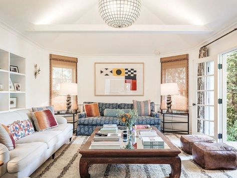 Emma Roberts Buys Minnie Driver’s $3.6 Million Hollywood Hills Home – SheKnows Shaker Style Living Room, Mixing Old And New Furniture, Mix Modern And Antique, Mixing Modern And Antique Furniture, Peter Dunham, Hollywood Hills Homes, Built In Banquette, Minnie Driver, Modern And Antique