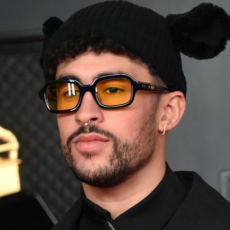 Bad Bunny Glasses, Bunny Glasses, Fashion 2025, Bunny Fashion, Big Bear, Bad Bunny, Tim Burton, Square Sunglasses Men, Square Sunglass