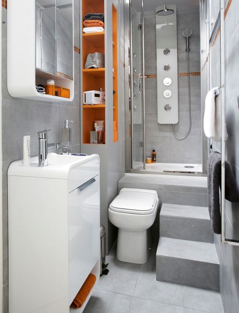 In small houses with small bathrooms, the question always rises (at least in my mind): Where to put the toilet? This is an attractive, creative option. House Bathroom Designs, Mini Bad, Wohne Im Tiny House, Ideas Baños, Tiny House Bathroom, Tiny Bathrooms, Tiny House Movement, Tiny Spaces, Compact Living