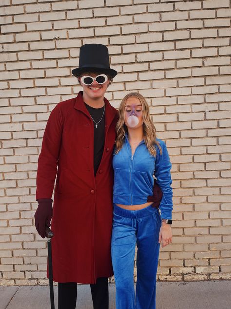 Willy Winks Costume Women, Violet And Willy Wonka Costume, Willy Wonka And Violet Costume, Halloween Costumes Tv Characters, Iconic Movies Costumes, Willy Winks Costume, Violet Willy Wonka Costume, Violet Willy Wonka, Willy Wonka Halloween