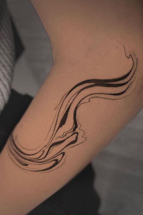 32 Magnificent Wave Tattoo Designs Swirl Tattoo, Tattoo Ideas Small, Wave Tattoo, Inspiration Tattoo, Tattoo Ideas Female, Female Tattoo, Small Tattoo, Tattoos Ideas, Sleeve Tattoo