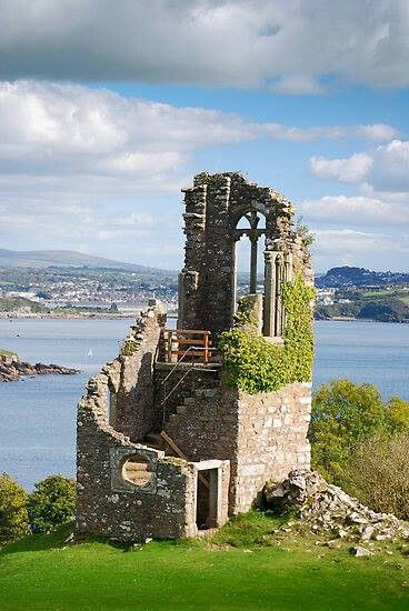 Awesome folly Natural House, Stone Building, Abandoned Castles, Cornwall England, Castle Ruins, Beautiful Castles, 판타지 아트, Ancient Ruins, Abandoned Buildings