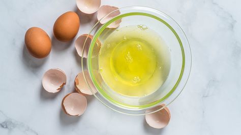 Freezing Egg Whites, Can You Freeze Eggs, Egg Breakfast Recipes, Freeze Eggs, Telur Rebus, Egg Benefits, Types Of Eggs, Freezing Eggs, Egg White Protein