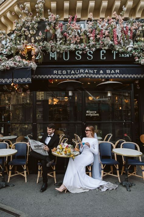 Louvre wedding in Paris Paris Vow Renewal, Parisian Elopement, Sunrise In Paris, Alternative Elopement, France Elopement, Urban Elopement, Paris Engagement Photos, Paris Engagement, Paris Honeymoon