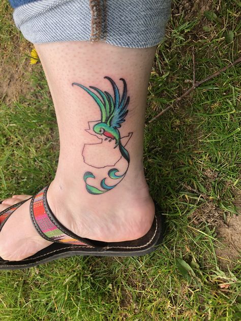 Guatemalan Tattoo For Women, Guatemala Tattoo Ideas Design, Quetzal Tattoo Guatemalan, Quetzal Bird Tattoo, Guatemalan Tattoo Ideas, Guatemalan Tattoo, Guatemala Tattoo Ideas, Quetzal Art, Guatemala Tattoo