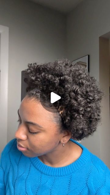 Candace🩷Renee on Instagram: "I haven’t done a bantu knot out in a looong time! I really blow dried my hair to put in a protective style but the way it failed within 30 mins..I had to switch it up lol😬  #naturalhairstyles #shortnaturalhairstyle #type4hair #curlyhairstyles" Bantu Knots Twist Out, Bantu Knot Take Down, Bantu Knots Taken Out, Bantu Knots On Short Hair, Short Hair Twist Out, Bantu Knot Out Natural Hair, Bantu Knot Curls, Bantu Knots Hairstyles, Twist Out Styles