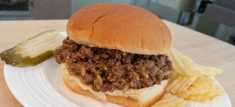 Gumbo Sloppy Joes, Chicken Gumbo Soup, Gumbo Soup, Chicken Gumbo, Ground Beef Dinner, Recipe Using Chicken, Sloppy Joes Recipe, Dinner With Ground Beef, Sloppy Joe