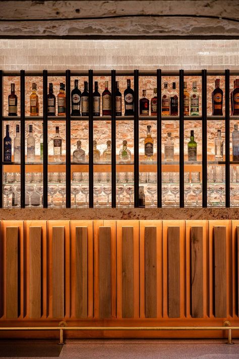 Mixology Bar Design, Mixology Bar, Japanese Bar, Bar Counter Design, Bar Tap, Bar Design Awards, Whisky Bar, Island Bar, Bar Interior Design