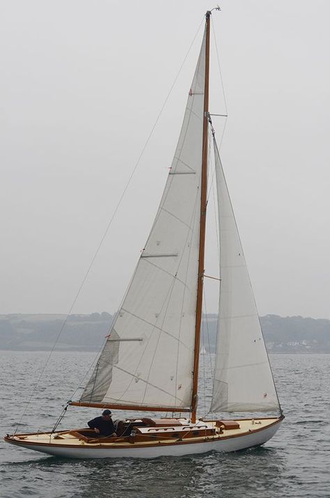 Sun Sail, Navi A Vela, Classic Sailing, Foto Transfer, Classic Yachts, Sailing Vessel, Classic Boats, Yacht Boat, Sailing Yacht