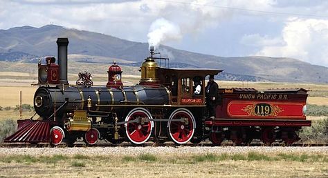 Cowboys Drawing, Yellow Flower Art, Wood Figures, Train Photos, Old Steam Train, Golden Spike, Train Posters, Nevada Travel, Traction Engine